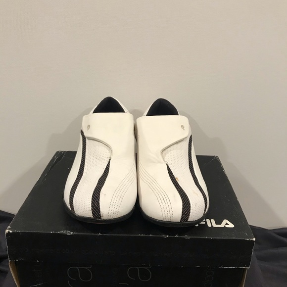 Vintage Fila Tennis shoes - Picture 2 of 4